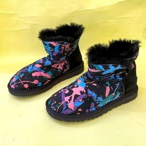Multicolored UGG winter boots